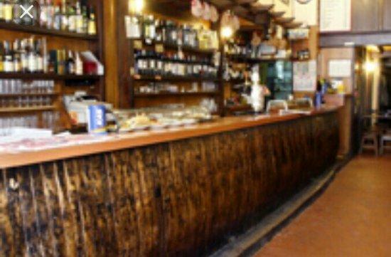 La Servicial Vinicola